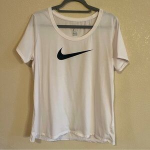 Nike short sleeve T-shirt with swoosh on front size XL
